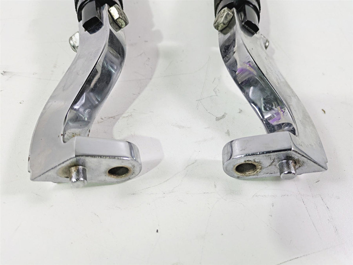 2001 Harley Touring FLHX Street Glide Avon Spike Rear Footpeg Set & Chrome Mount {{ shop.shopifyCountryName }} - Mototech271