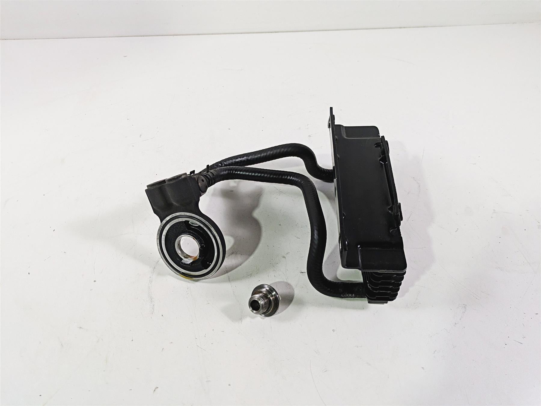 2010 Harley Touring FLHX Street Glide Oil Cooler Lines & Flange Set 63083-11A {{ shop.shopifyCountryName }} - Mototech271