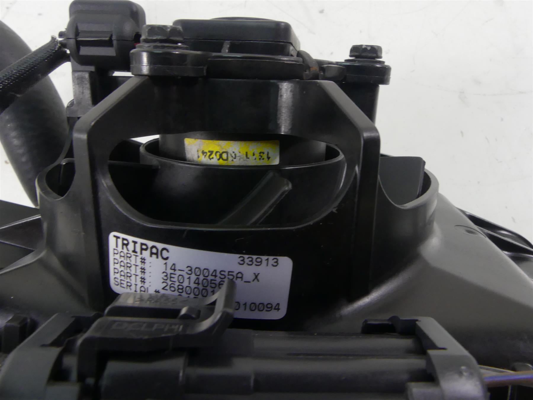 2014 Harley Touring FLHTK Electra Glide Right Radiator Fan Set 26800005 {{ shop.shopifyCountryName }} - Mototech271
