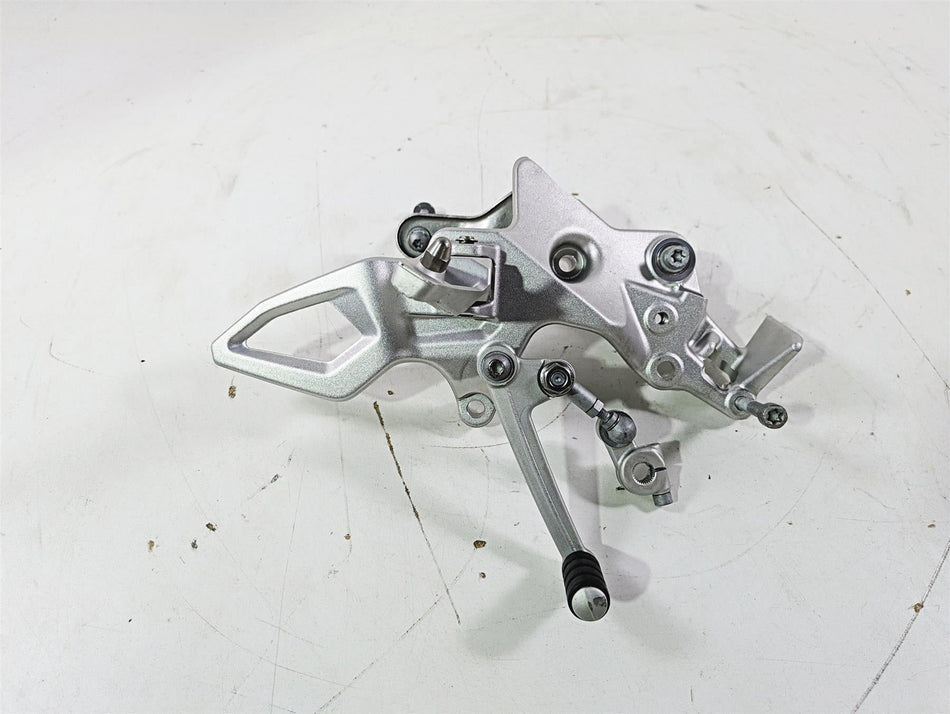 2016 BMW F800R K73 Left Rider Foot Peg Shifter Set 8527863 46718534959 {{ shop.shopifyCountryName }} - Mototech271