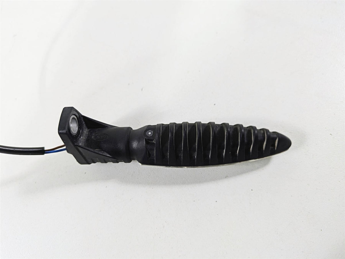 2014 BMW K1300S K40 Rear LED Blinker Turn Signal Set L 63137667771 R 63137667772 {{ shop.shopifyCountryName }} - Mototech271
