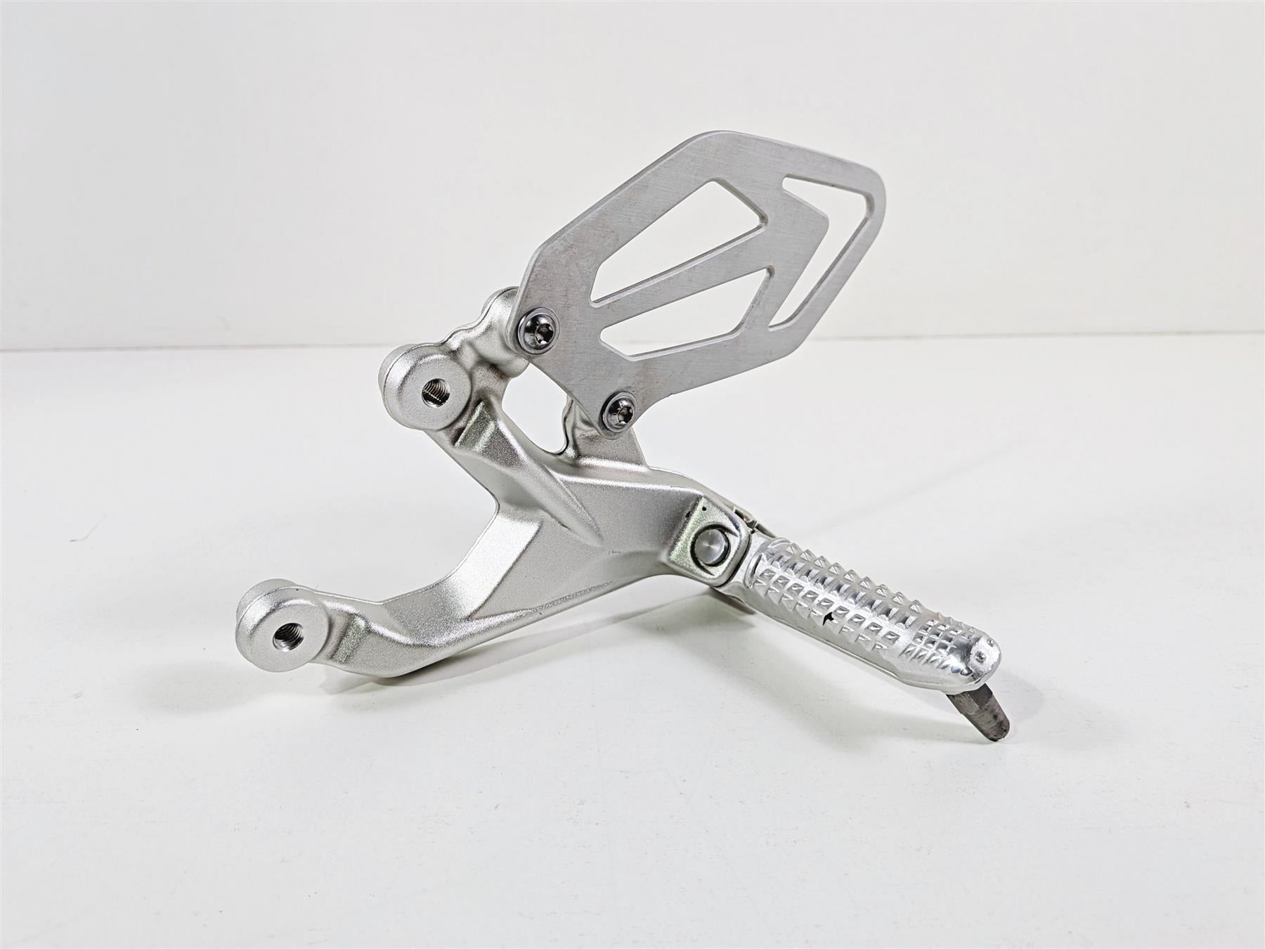 2017 BMW S1000RR K46 Left Rider Driver Foot Peg Rest & Heal Guard 46717728307 {{ shop.shopifyCountryName }} - Mototech271