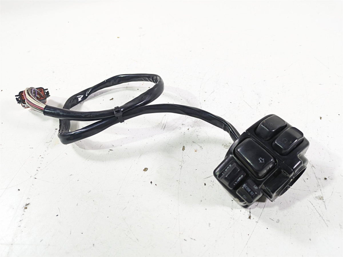 2003 Harley Touring FLHTCUI 100TH E-Glide Right Hand Control Switch 71589-96B {{ shop.shopifyCountryName }} - Mototech271