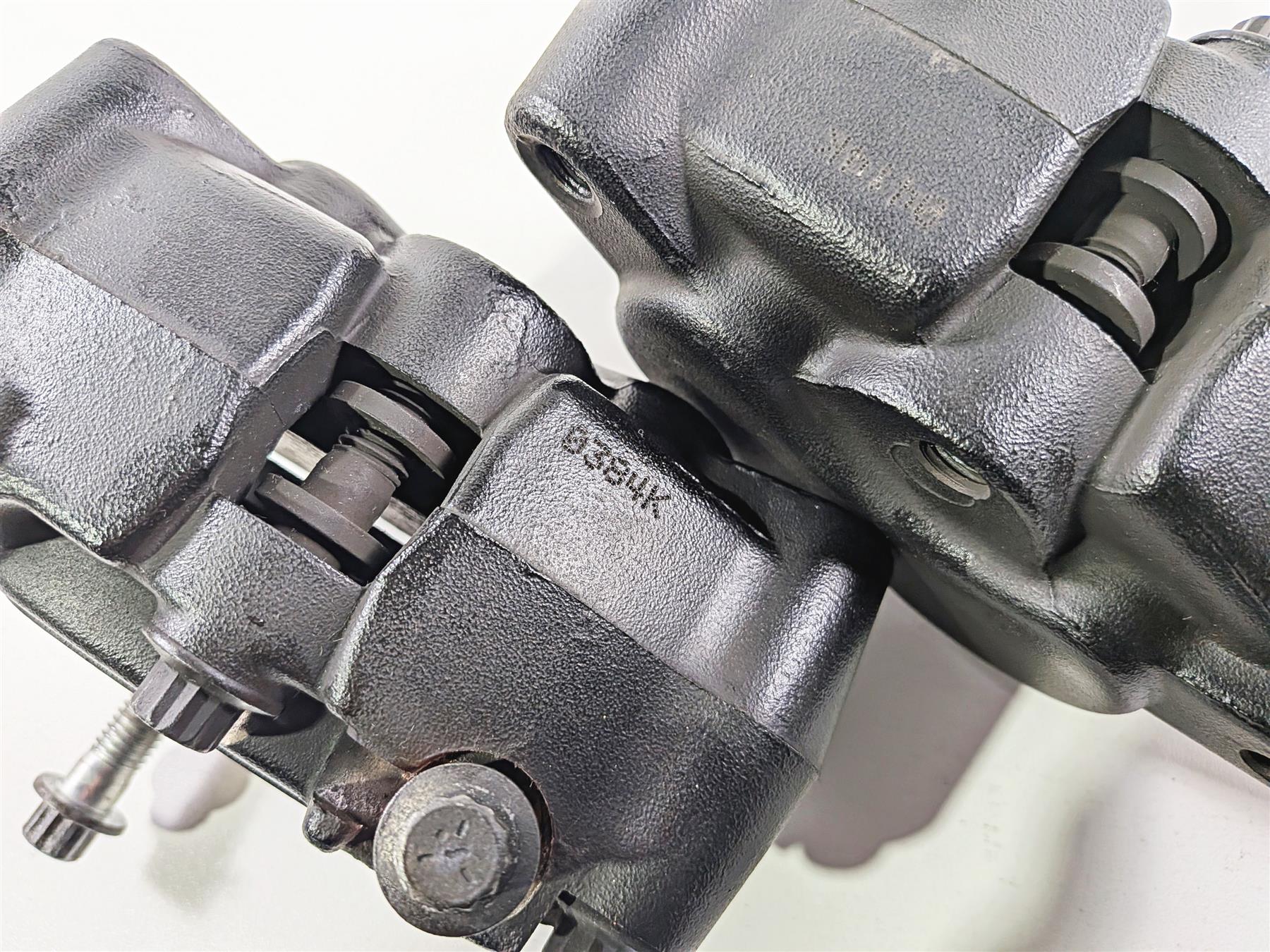 2014 Harley FXDL Dyna Low Rider Front Brake Caliper Set 41300001 41300002 {{ shop.shopifyCountryName }} - Mototech271