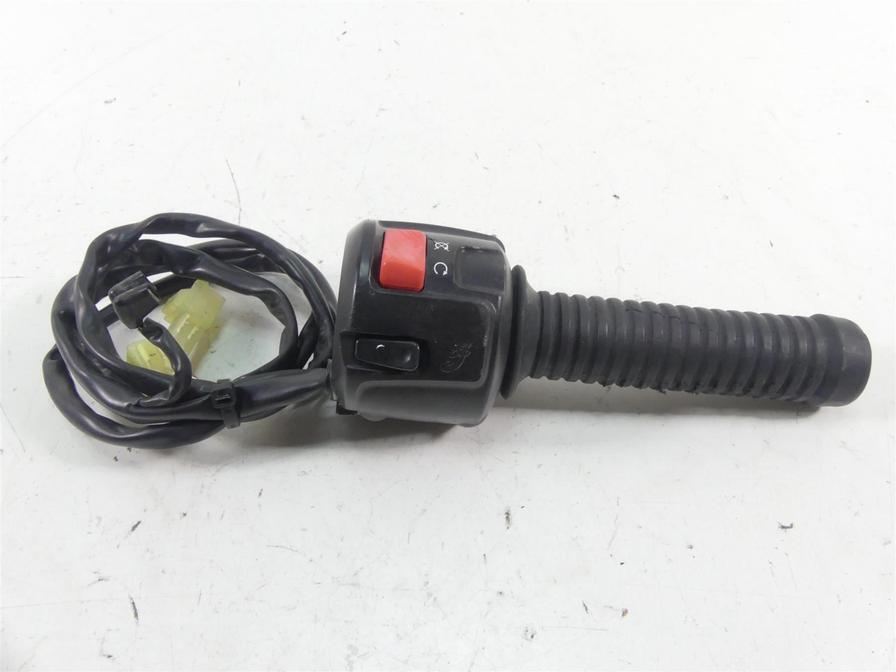 2018 Indian Scout Sixty Right Hand Start Kill Control Switch & Throttle 4014450 {{ shop.shopifyCountryName }} - Mototech271