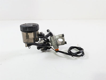 2019 Triumph Speed Triple RS 1050 Brembo Front Radial Brake Pump & Lever T2024898 {{ shop.shopifyCountryName }} - Mototech271