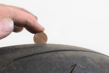Load image into Gallery viewer, USED Front Tire DUNLOP Sportmax Q2+ 120/70-17 DOT1917 32SM90 | Mototech271
