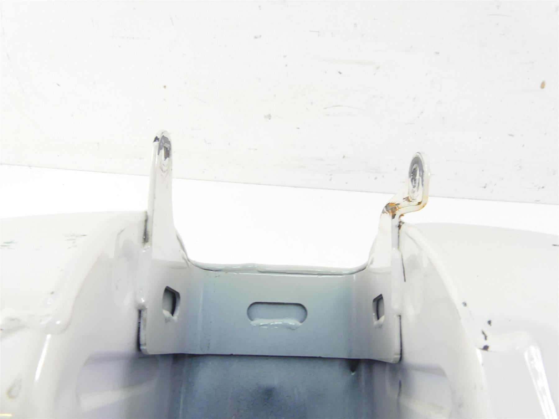 2012 Harley Touring FLHTP Electra Glide Fuel Gas Petrol Tank - Read 61356-08 {{ shop.shopifyCountryName }} - Mototech271
