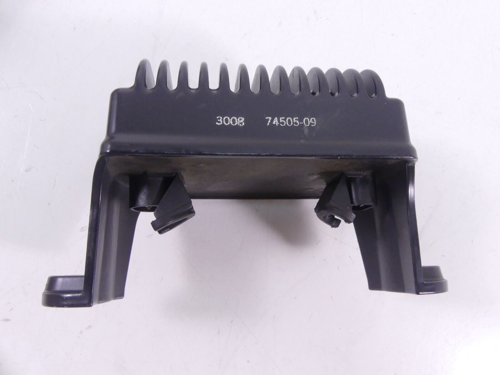 2009 Harley Touring FLHTCU Electra Glide Rectifier Voltage Regulator 74505-09 {{ shop.shopifyCountryName }} - Mototech271
