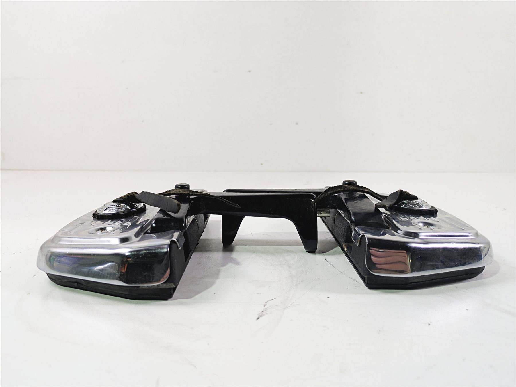 1999 Harley Touring FLHTCUI E-Glide Rear Passenger Floor Board Set 52719-93B {{ shop.shopifyCountryName }} - Mototech271