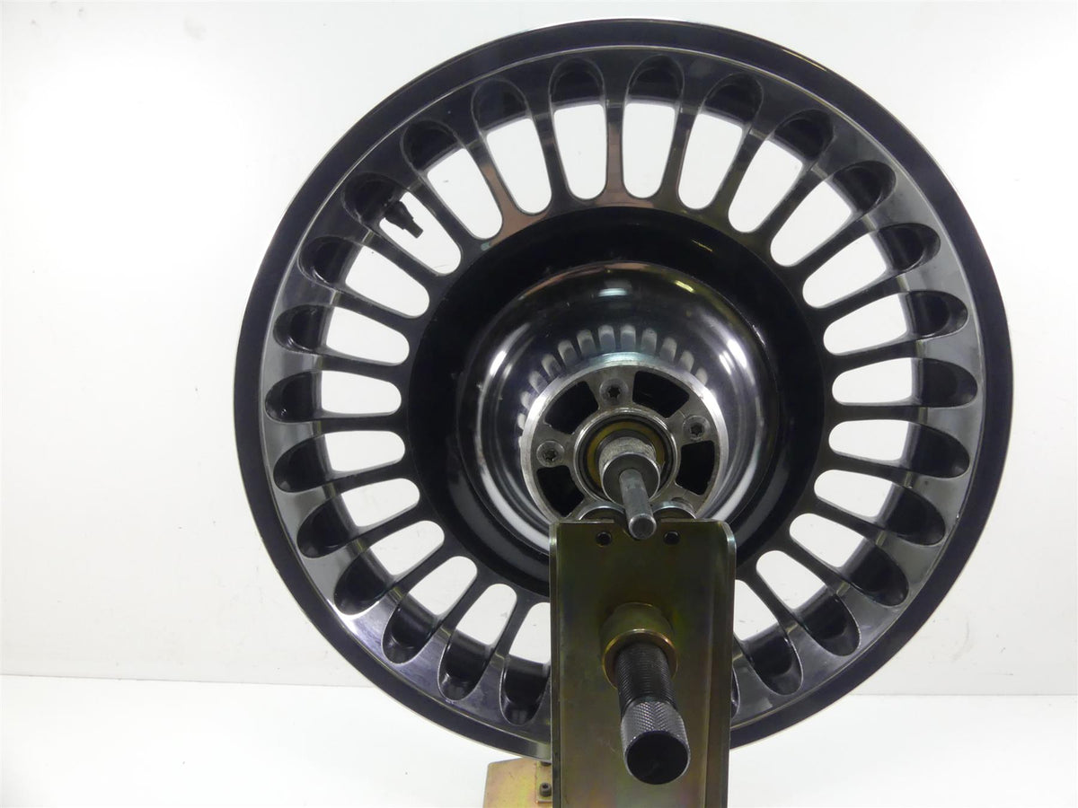 2013 Harley Touring FLHTK Electra Glide 17x3 Front Wheel Cast 28 Spoke 42195-10 {{ shop.shopifyCountryName }} - Mototech271