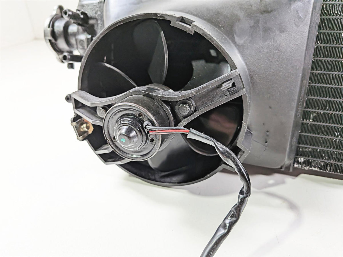 2002 BMW K1200LT 89V3 Left Right Radiator & Fans Set 17111464875 17111465160 {{ shop.shopifyCountryName }} - Mototech271