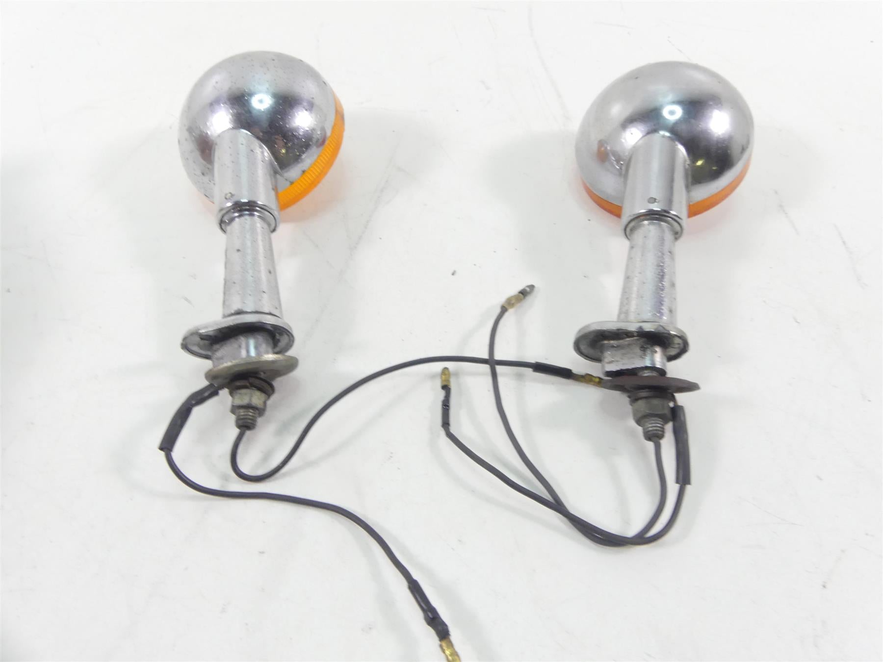 1978 Yamaha XS650 SE Special Front Blinker Turn Signal Set E5-83330-20-93 {{ shop.shopifyCountryName }} - Mototech271