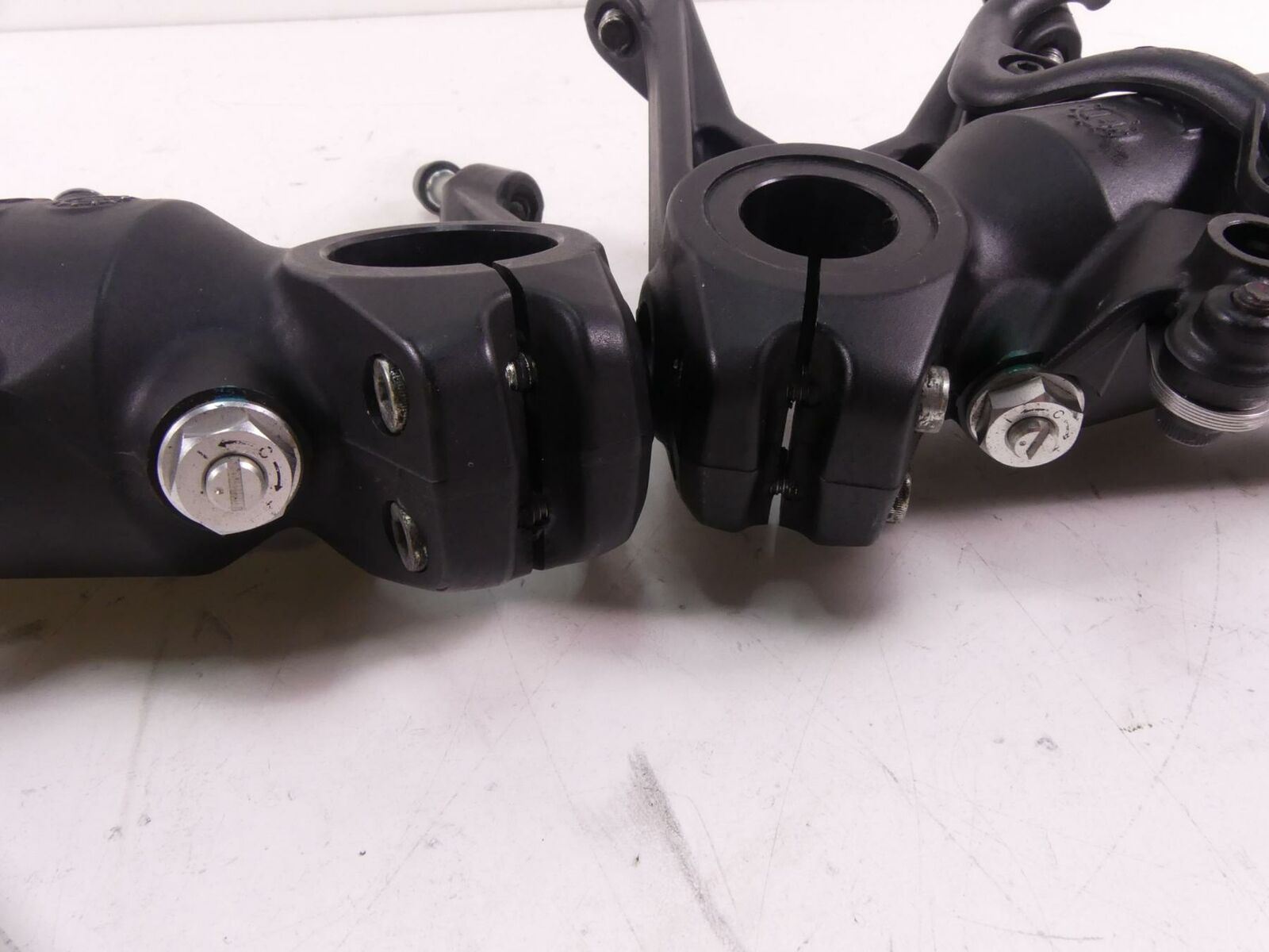 2015 Ducati Diavel Carbon Straight Marzocchi Front Forks Set - Read 34420392A {{ shop.shopifyCountryName }} - Mototech271