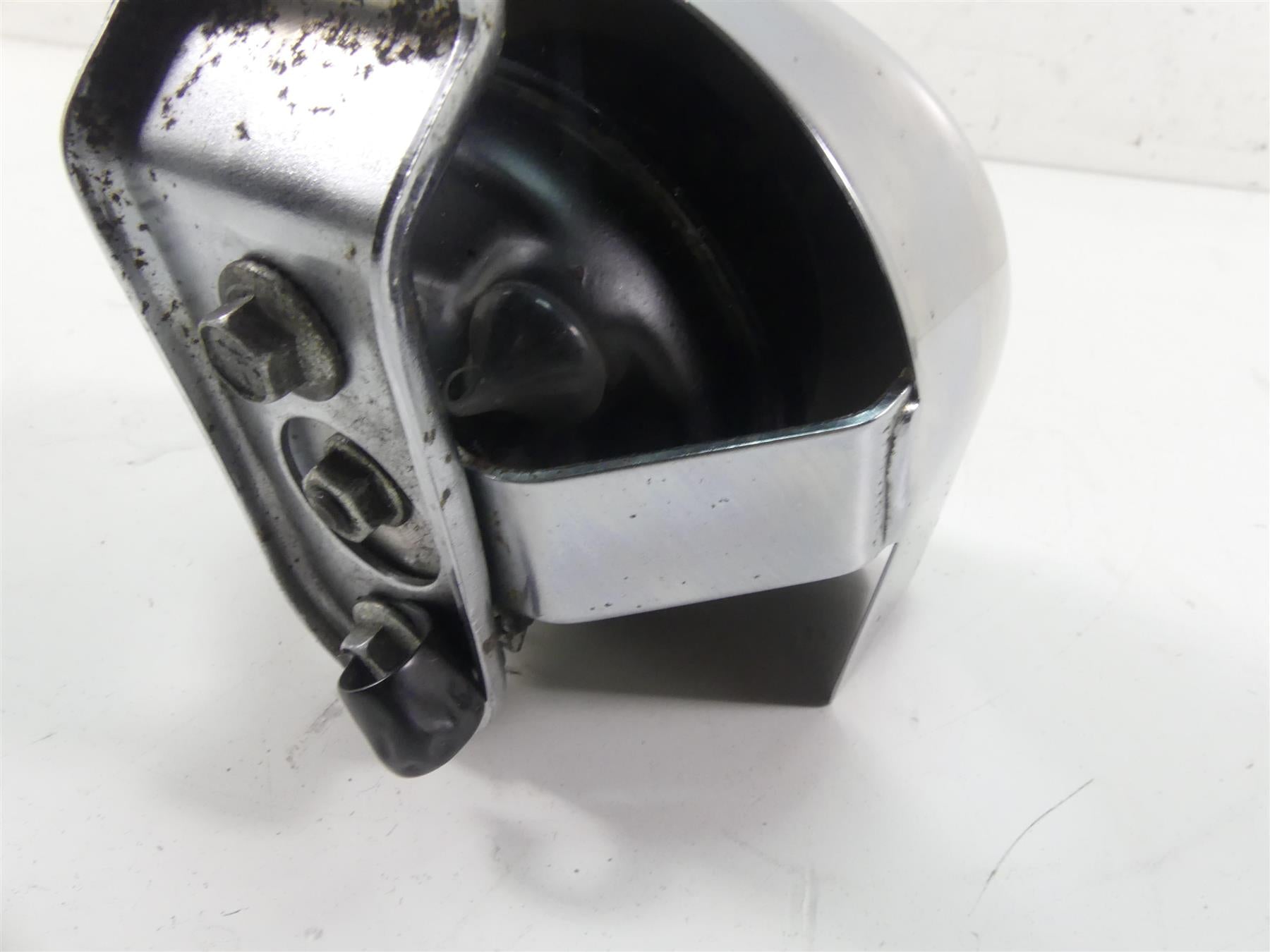 2013 Harley Touring FLTRX Road Glide Horn + Chrome Cover 61300478A {{ shop.shopifyCountryName }} - Mototech271