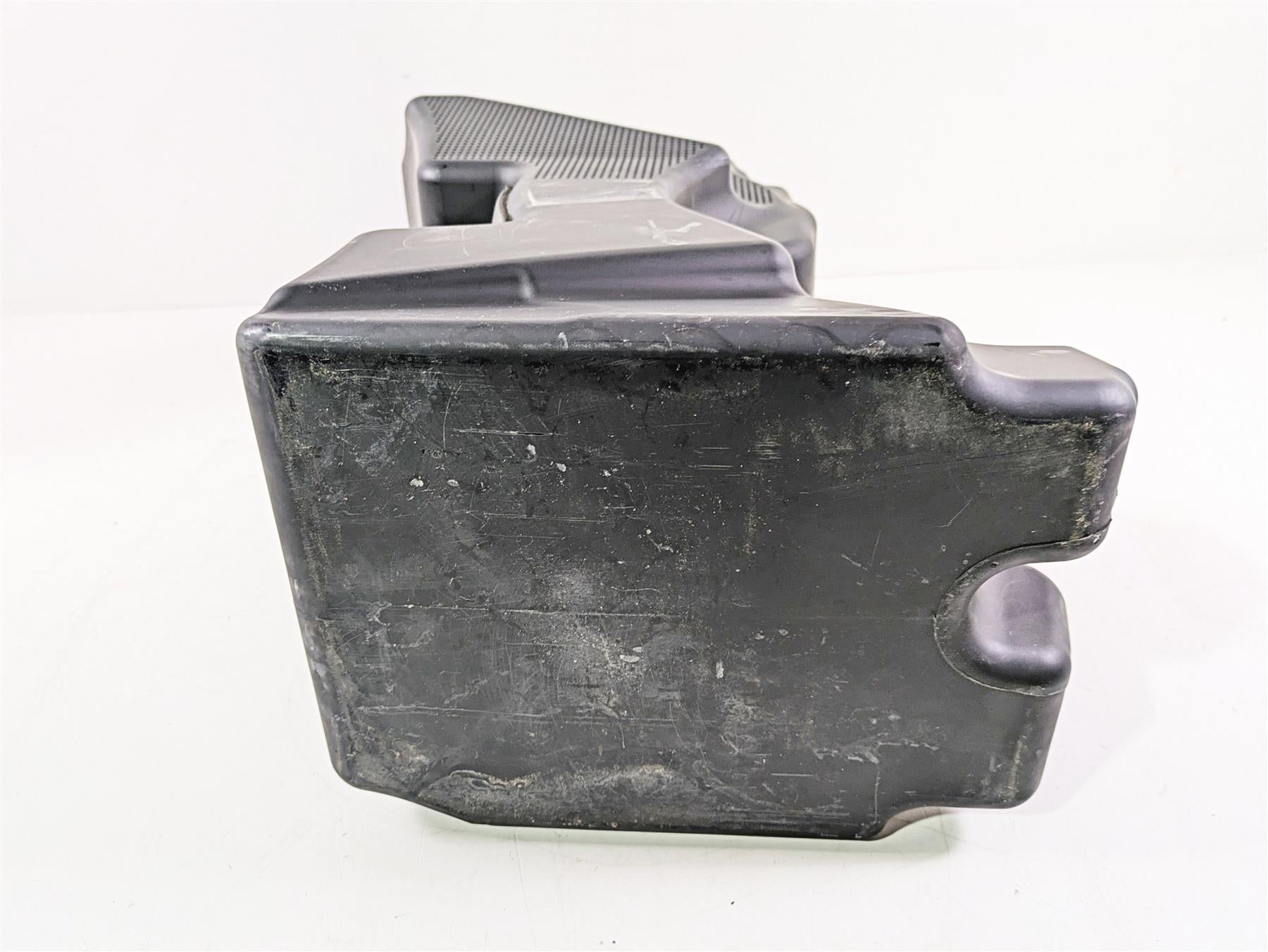 2006 Harley VRSCR Street V-Rod Plastic Fuel Gas Petrol Tank 61384-06 {{ shop.shopifyCountryName }} - Mototech271
