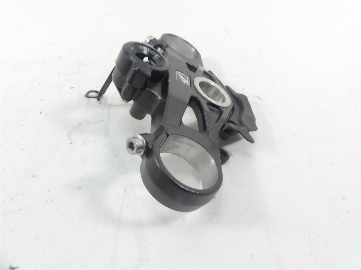 2015 Honda CBR1000 RR SC59 Upper Triple Tree Steering Clamp 53300-MGP-D61 {{ shop.shopifyCountryName }} - Mototech271