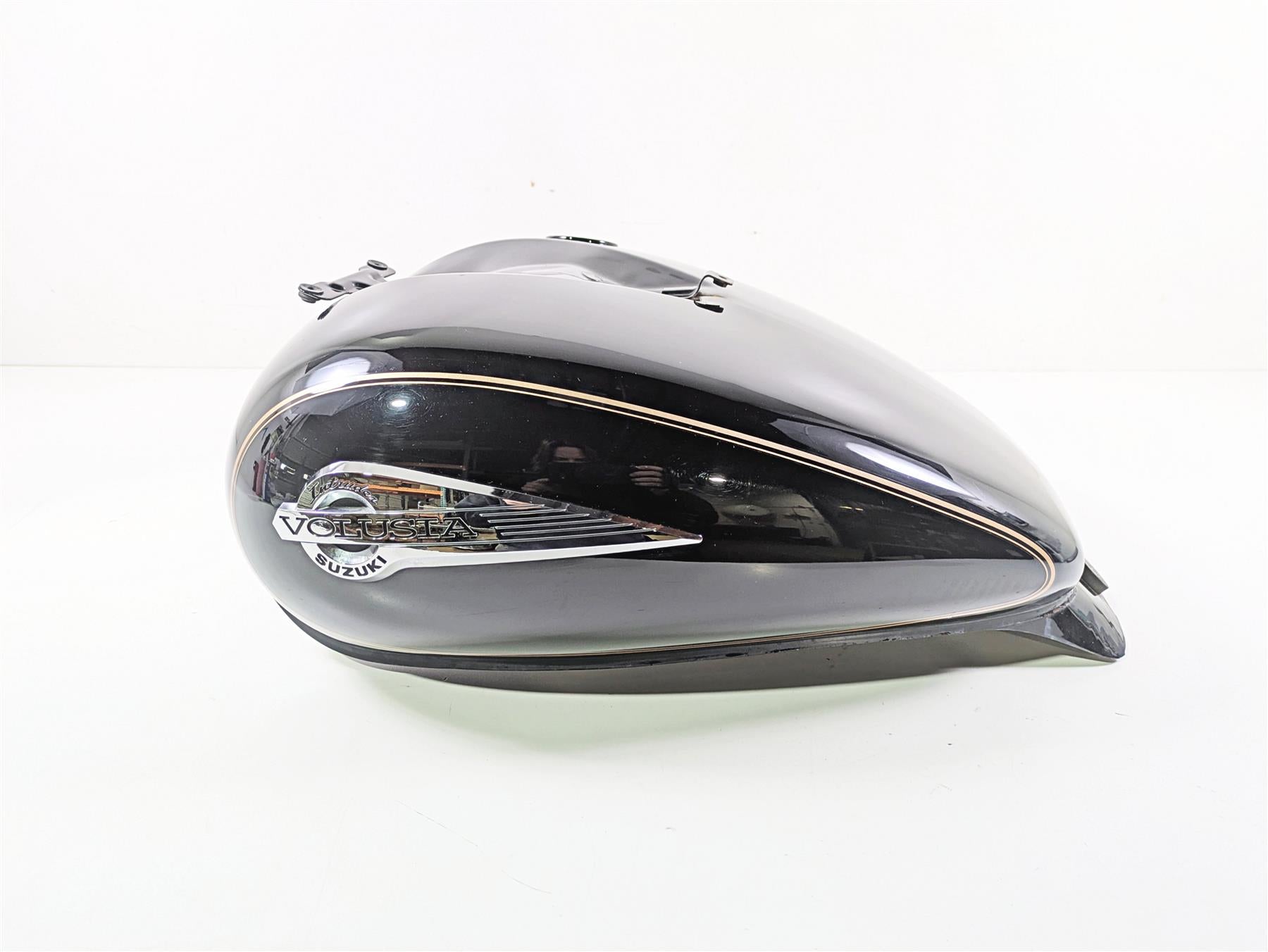 2004 Suzuki VL800 Intruder Volusia Fuel Gas Tank 44110-41F00-13L {{ shop.shopifyCountryName }} - Mototech271