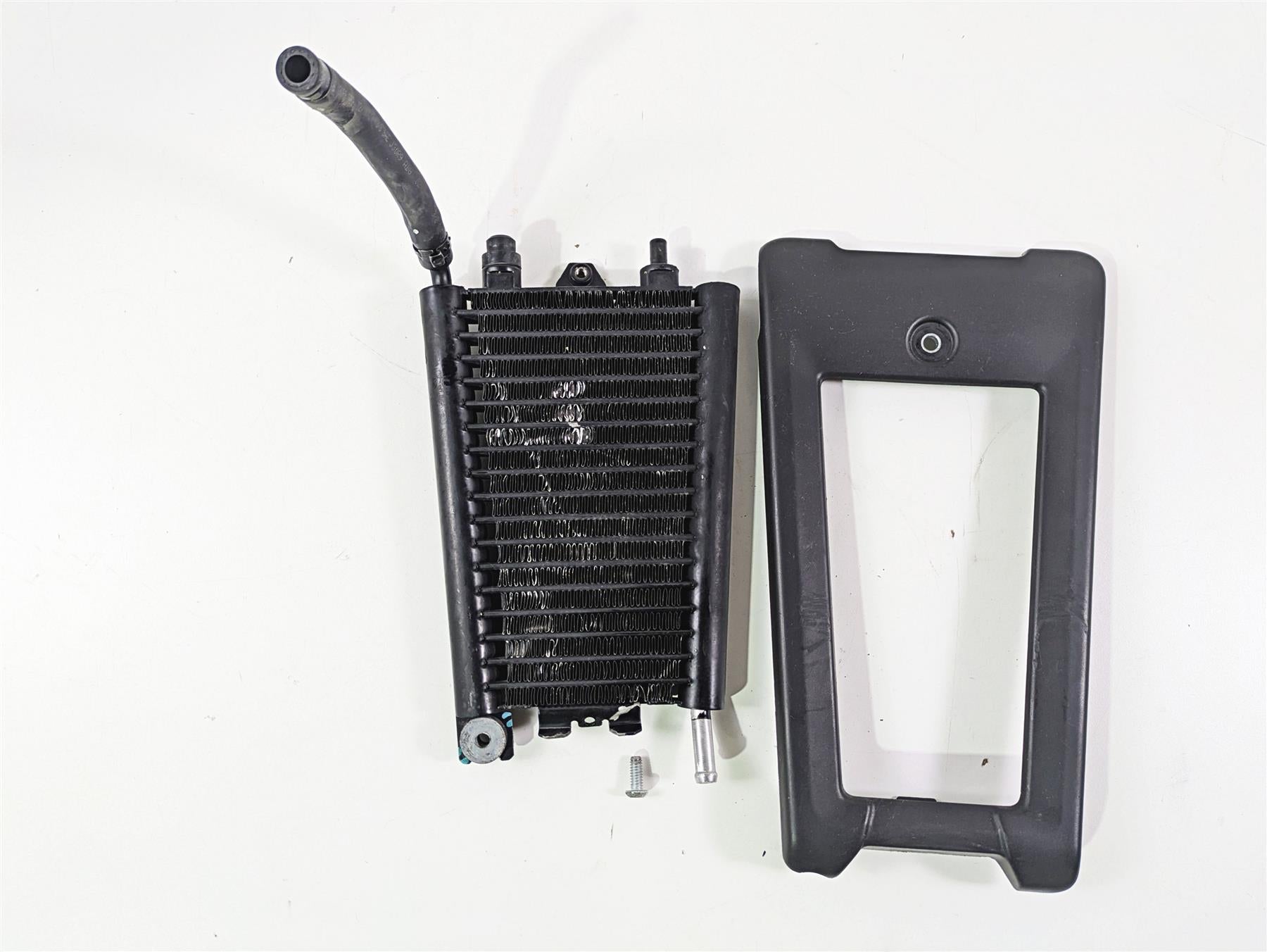 2020 Harley Softail FXST Standard Oil Cooler & Cover Set - Read 62700191