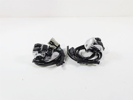 2011 Harley Touring FLHTCU CVO Electra Glide Left Right Control Switch 71682-06A-Mototech271