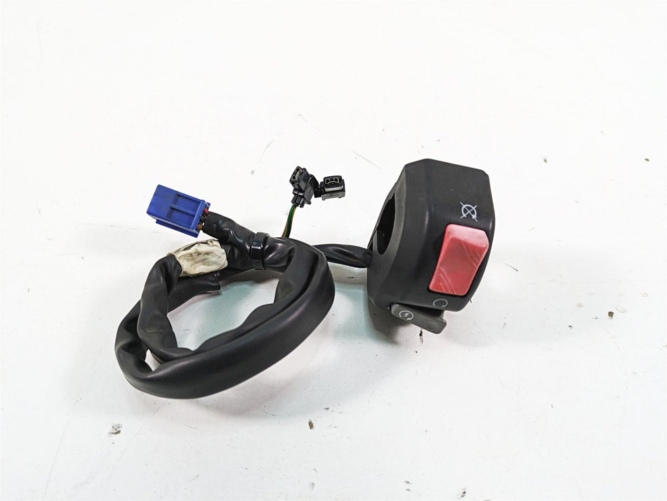 2007 Yamaha R1 YZFR1 Right Hand Kill Start Control Switch 4C8-83973-00-00 {{ shop.shopifyCountryName }} - Mototech271