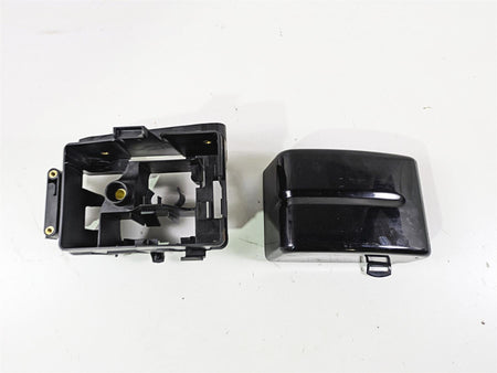 2015 Harley FXDF Dyna Fat Bob Electric Tray & Black Cover 70367-12 66361-12 {{ shop.shopifyCountryName }} - Mototech271
