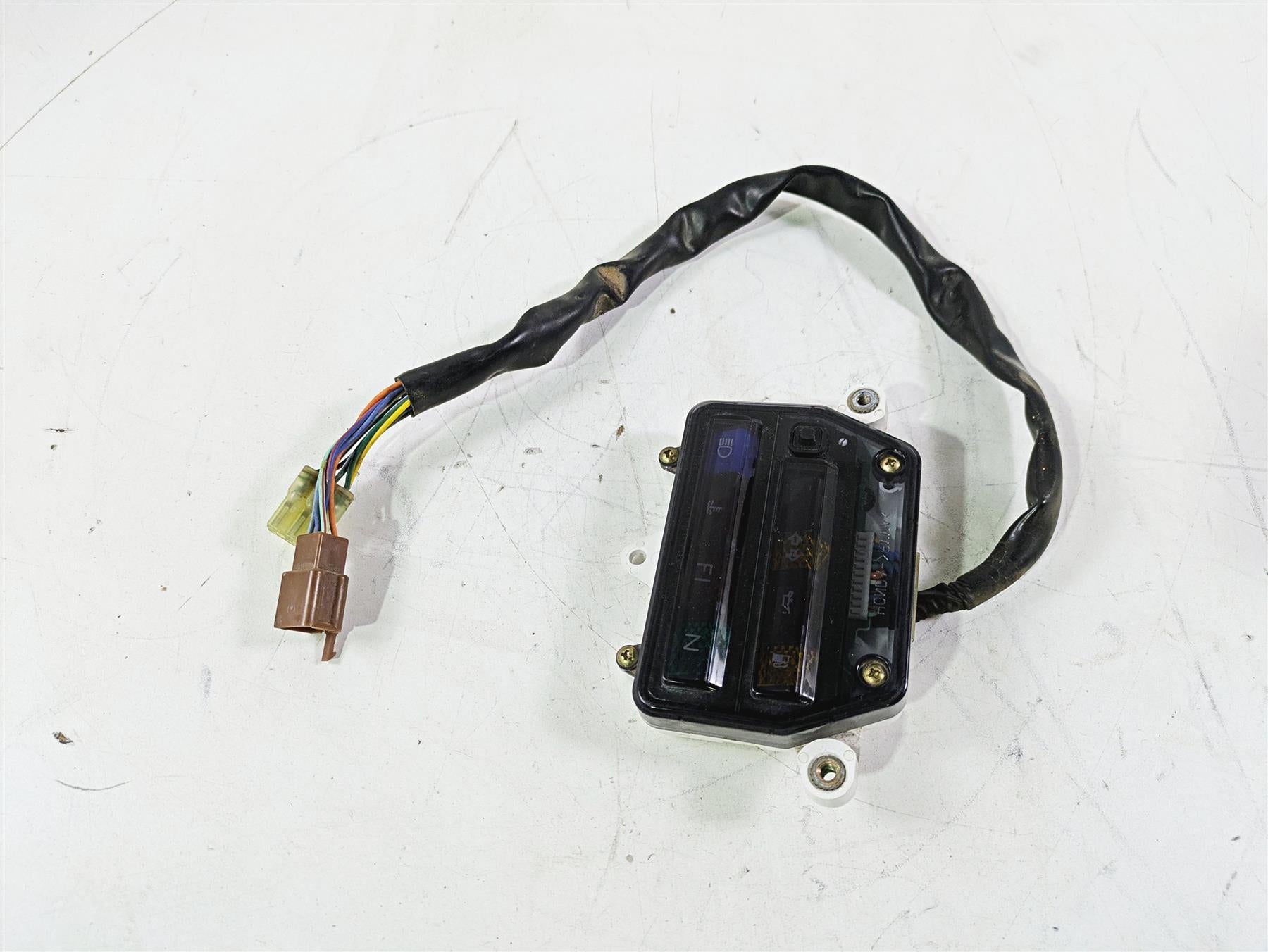 2002 Honda V-Twin VTX1800 C Indicator Instrument Light Box 37600-MCH-672 {{ shop.shopifyCountryName }} - Mototech271