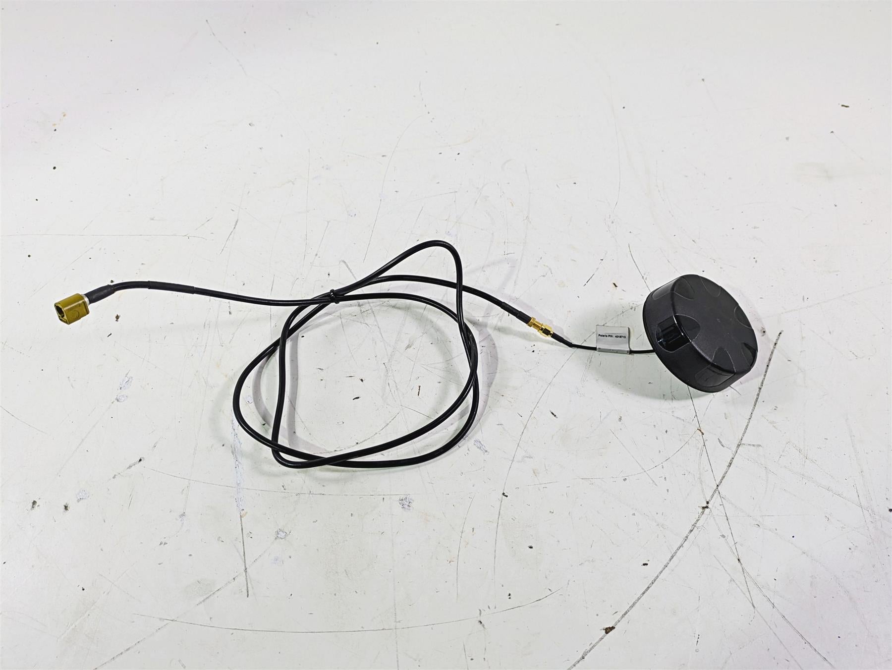 2022 Polaris RZR XP 4 1000 Premium Radio Antenna V2V 4018713 {{ shop.shopifyCountryName }} - Mototech271