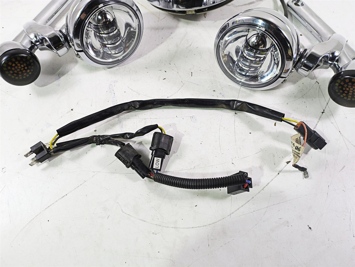 2007 Harley Touring FLHTCU SE CVO E-Glide Led Headlight Spot Light Set 69560-06 {{ shop.shopifyCountryName }} - Mototech271