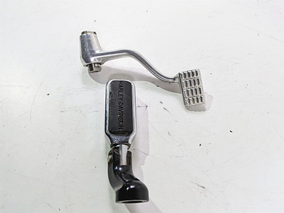 2013 Harley VRSCF Muscle Rod Right Front Footpeg & Brake Lever 54046-12 {{ shop.shopifyCountryName }} - Mototech271