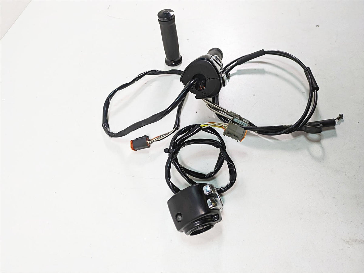 2006 Harley Sportster XL1200 Hand Control Switch + Chrome Button Set 71597-96B {{ shop.shopifyCountryName }} - Mototech271