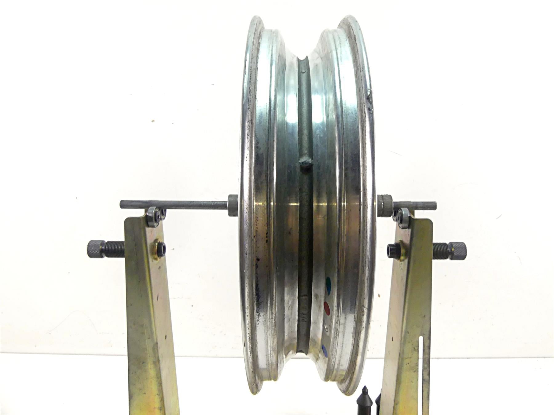 2013 Harley Softail FLSTFB Fat Boy Lo Front Solid Wheel Rim 17x3.5 43300171 {{ shop.shopifyCountryName }} - Mototech271