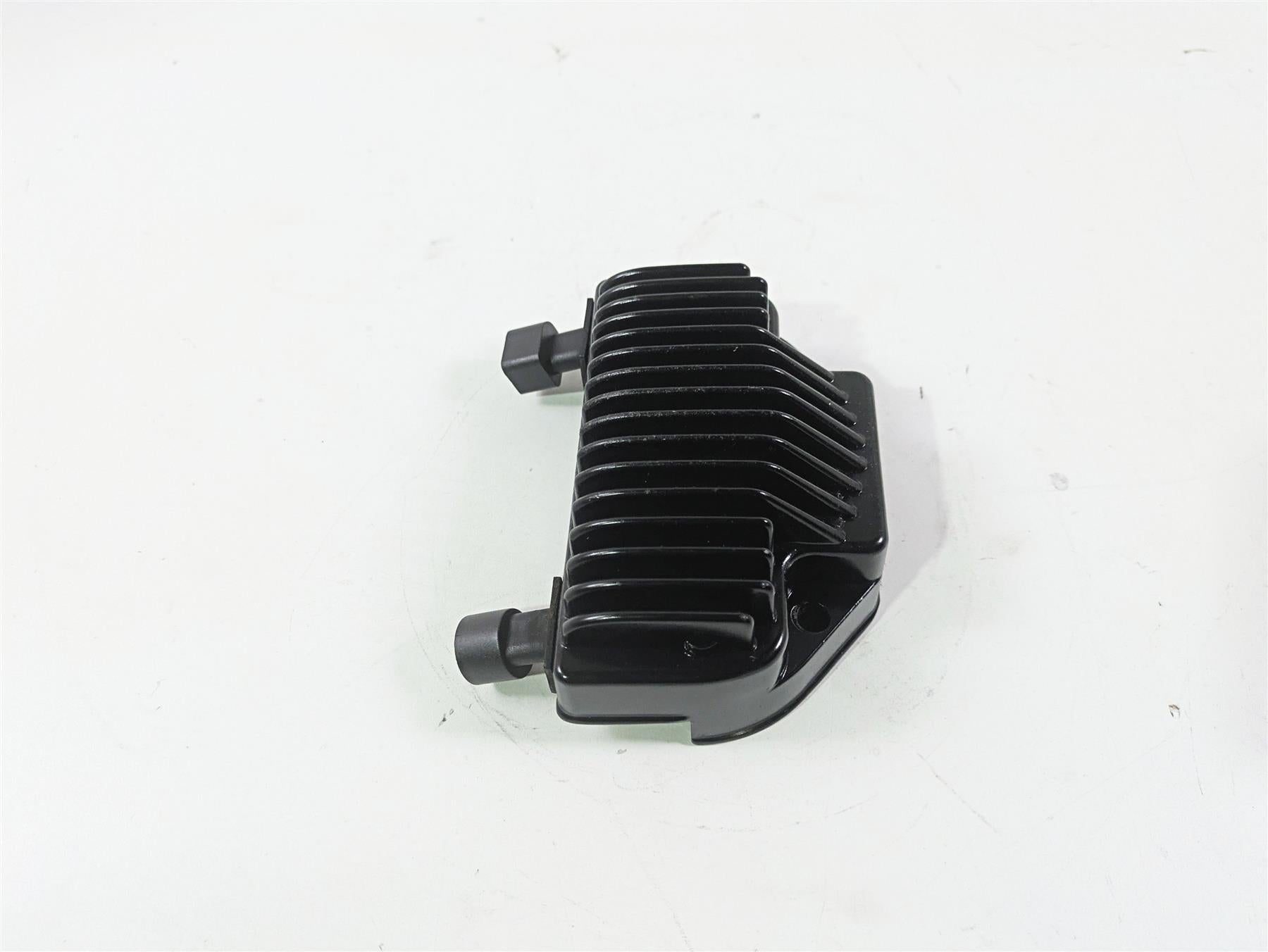 2010 Harley Dyna FXDB Street Bob Rectifier Voltage Regulator 74631-08A {{ shop.shopifyCountryName }} - Mototech271