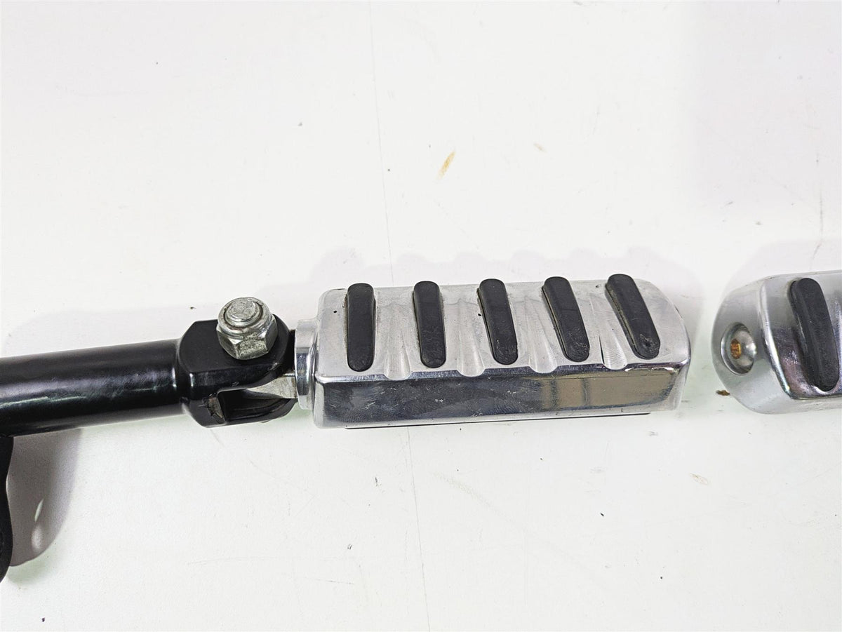 2014 Harley FLS Softail Slim Rear Passenger Footpeg Set 50932-08 {{ shop.shopifyCountryName }} - Mototech271