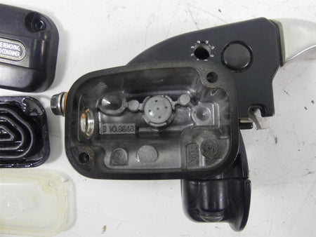2013 Harley VRSCDX Night Rod Special Front Brake Master Cylinder 11/16 44551-08F {{ shop.shopifyCountryName }} - Mototech271