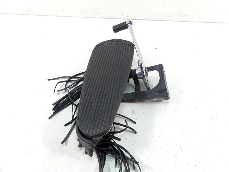 2019 Indian Chieftain Classic Left Floor Board + Shift Lever 1019309 5138405 {{ shop.shopifyCountryName }} - Mototech271