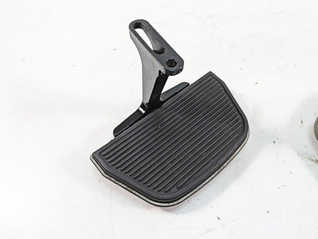 2011 Harley Touring FLHR Road King Rear Floor Board Set 52719-10 {{ shop.shopifyCountryName }} - Mototech271