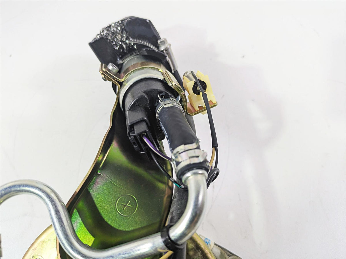 2013 Triumph Bonneville Fuel Gas Petrol Pump Set - Tested T2406003 {{ shop.shopifyCountryName }} - Mototech271