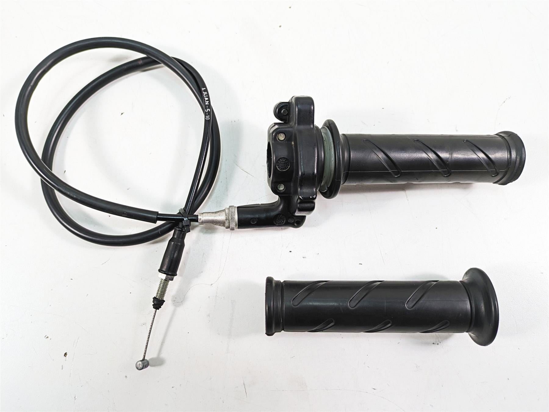 2011 Ducati Hypermotard 1100 Evo SP Throttle Control & Both Grips 65420032A {{ shop.shopifyCountryName }} - Mototech271