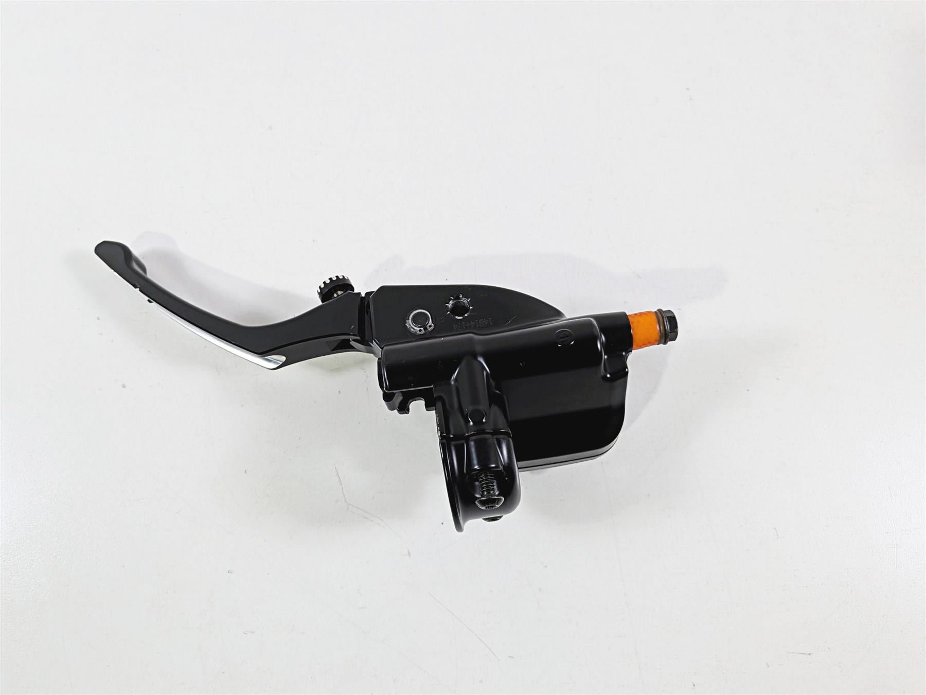 2014 Harley Touring FLHTK Electra Glide Front Brake Master Cylinder 44551-08F-Mototech271