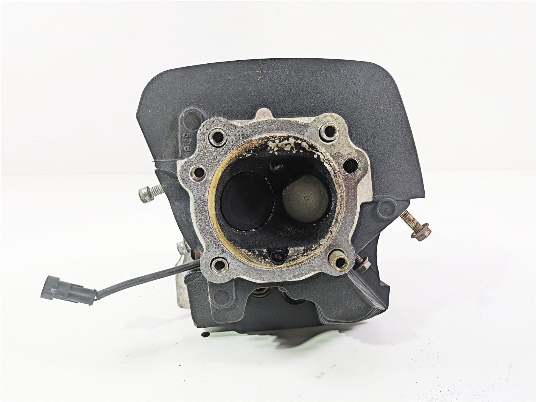 2014 Harley FXDF Dyna Fat Bob Rear Cylinderhead Cylinder Head Set 17179-06 {{ shop.shopifyCountryName }} - Mototech271