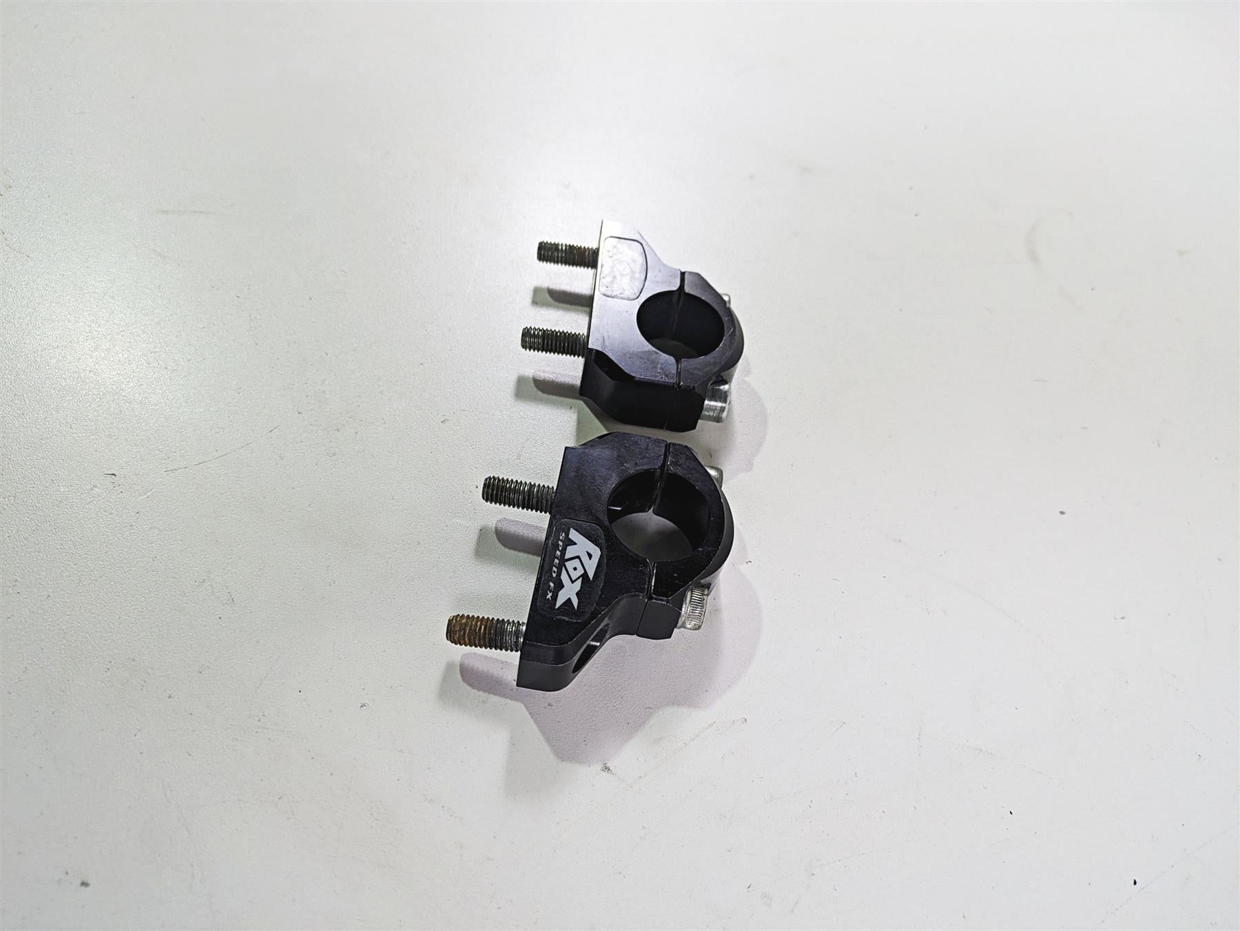2009 Ducati Multistrada 1100 S Rox 1 1/4" Offset Handlebar Riser 3R-B12POEK {{ shop.shopifyCountryName }} - Mototech271