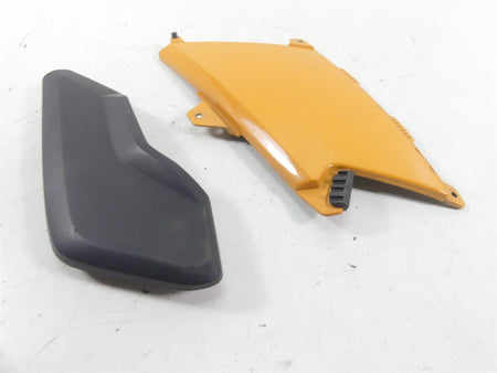 2008 BMW R1200GS K25 Between Leg Side Cover Fairing Set 46637700886 {{ shop.shopifyCountryName }} - Mototech271