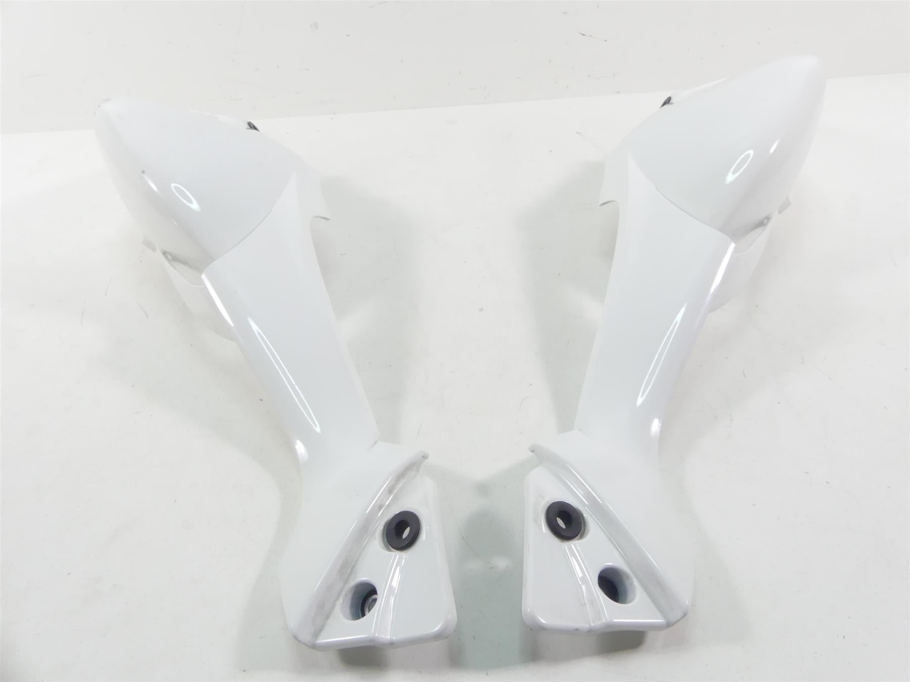 2012 Mv Agusta Brutale 1090 R Tail Side Cover Fairing Set 8000B6694 8000B6693 {{ shop.shopifyCountryName }} - Mototech271