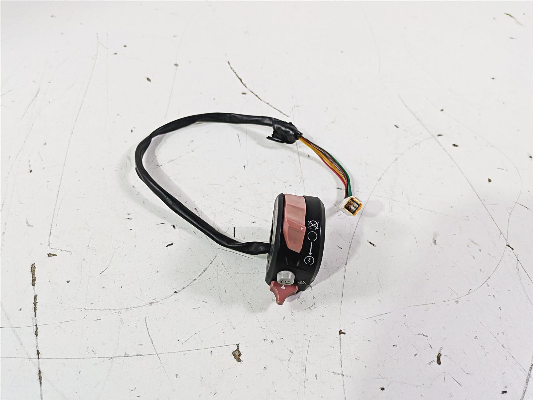 2017 Ducati Monster 1200 S Right Hand Control Switch Kill Start 65010273B {{ shop.shopifyCountryName }} - Mototech271