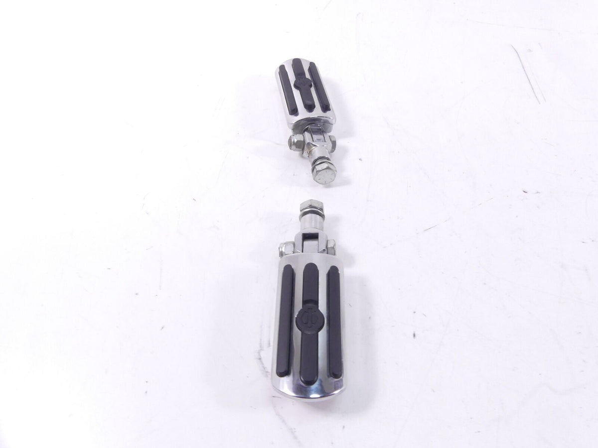 2016 Harley Touring FLHXS Street Glide Sp Crash Bar Footpegs 49184-09A {{ shop.shopifyCountryName }} - Mototech271