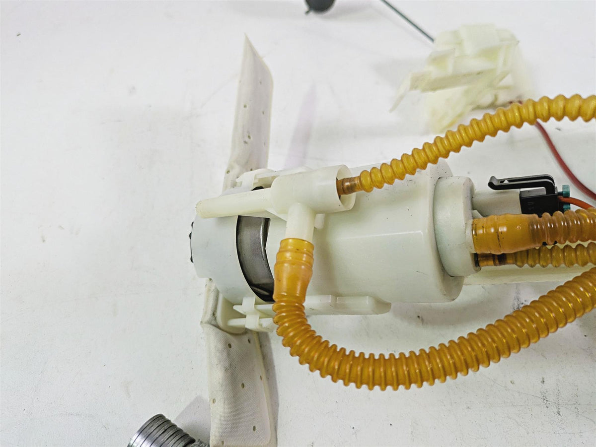 2015 Harley Touring FLHTKL Electra Glide Fuel Gas Petrol Pump 62908-08 75069-08D {{ shop.shopifyCountryName }} - Mototech271