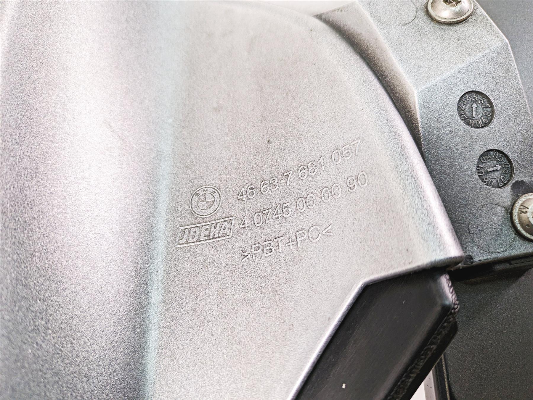 2007 BMW R1200RT K26 Main Left Tank Fairing Cover 46637681055 46637681049 {{ shop.shopifyCountryName }} - Mototech271