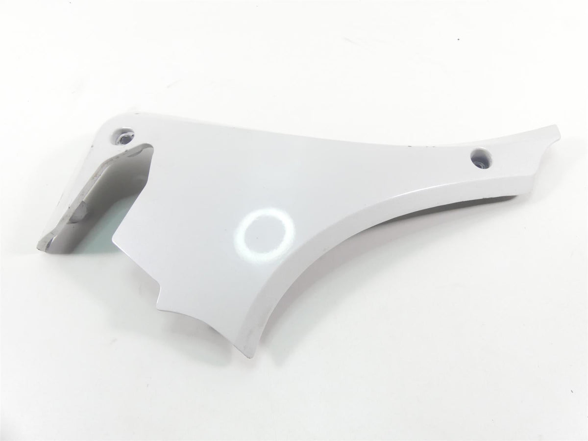2011 Victory Cross Country Left Radiator Side Cover Fairing Cowl 5136647 {{ shop.shopifyCountryName }} - Mototech271