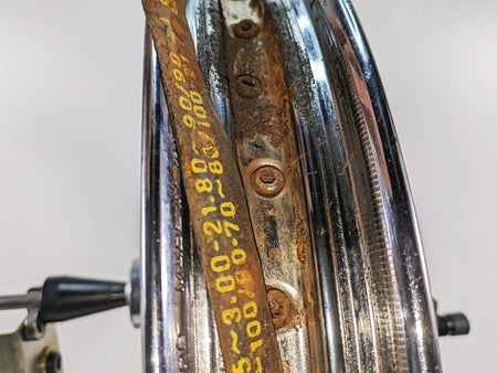 2000 Harley FXSTS Softail Springer Chrome Spoke Front Wheel 21x2.15 43662-80B {{ shop.shopifyCountryName }} - Mototech271